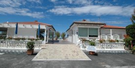 Stabilimento Bagni Laura - Tirrenia PI